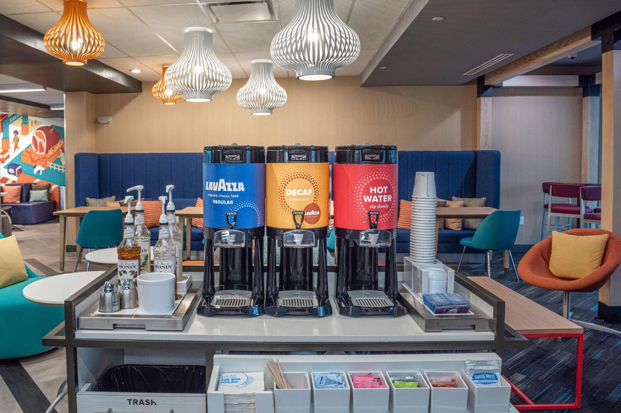 加兰德理查森希尔顿Tru酒店 外观 照片